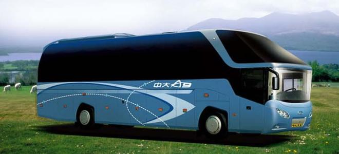 深圳紅色預警,鴻鳴園區(qū)接送班車風雨無阻